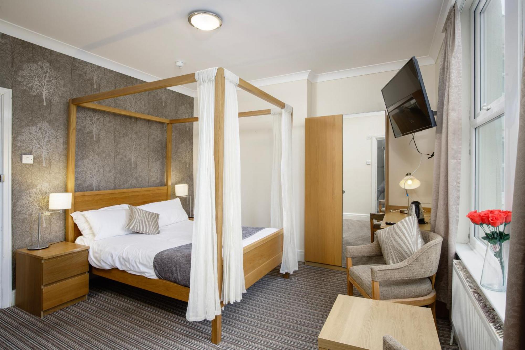 Ashley Victoria Hotel Блекпул Екстериор снимка