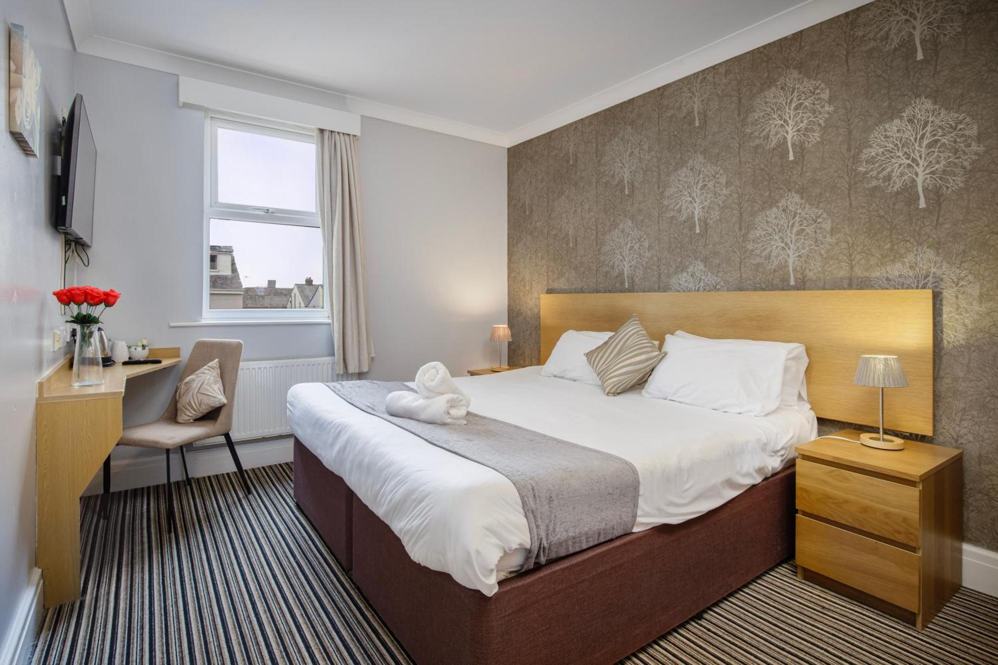 Ashley Victoria Hotel Блекпул Екстериор снимка