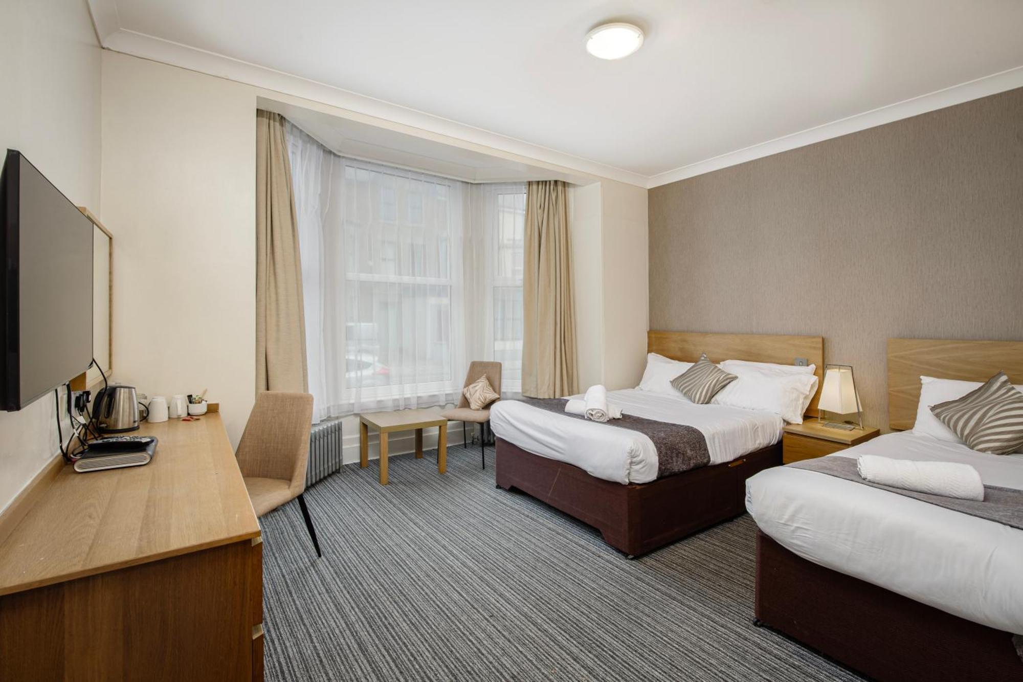 Ashley Victoria Hotel Блекпул Екстериор снимка
