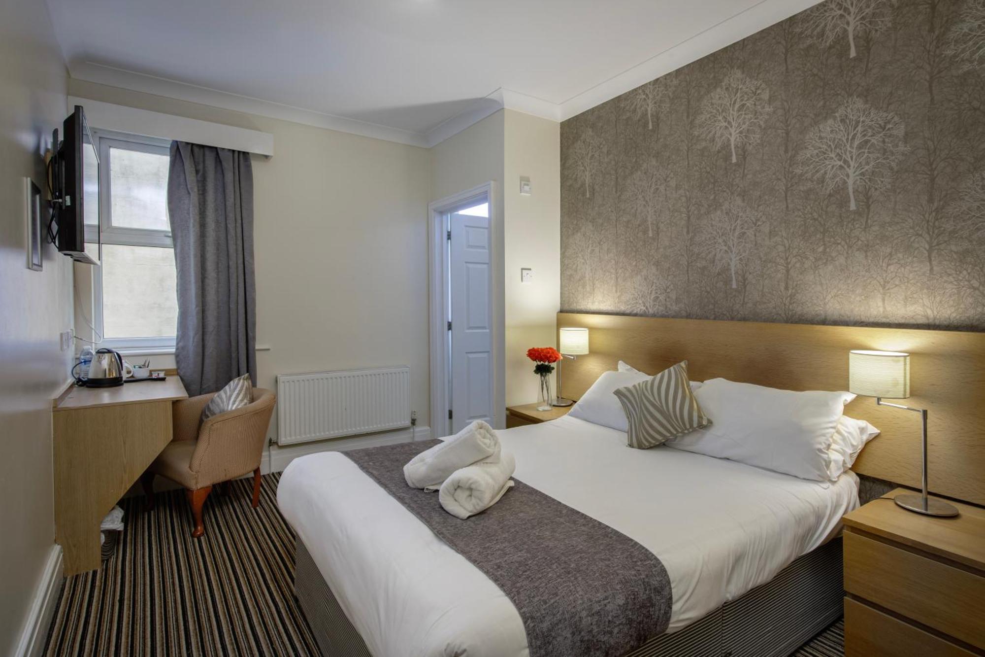 Ashley Victoria Hotel Блекпул Екстериор снимка