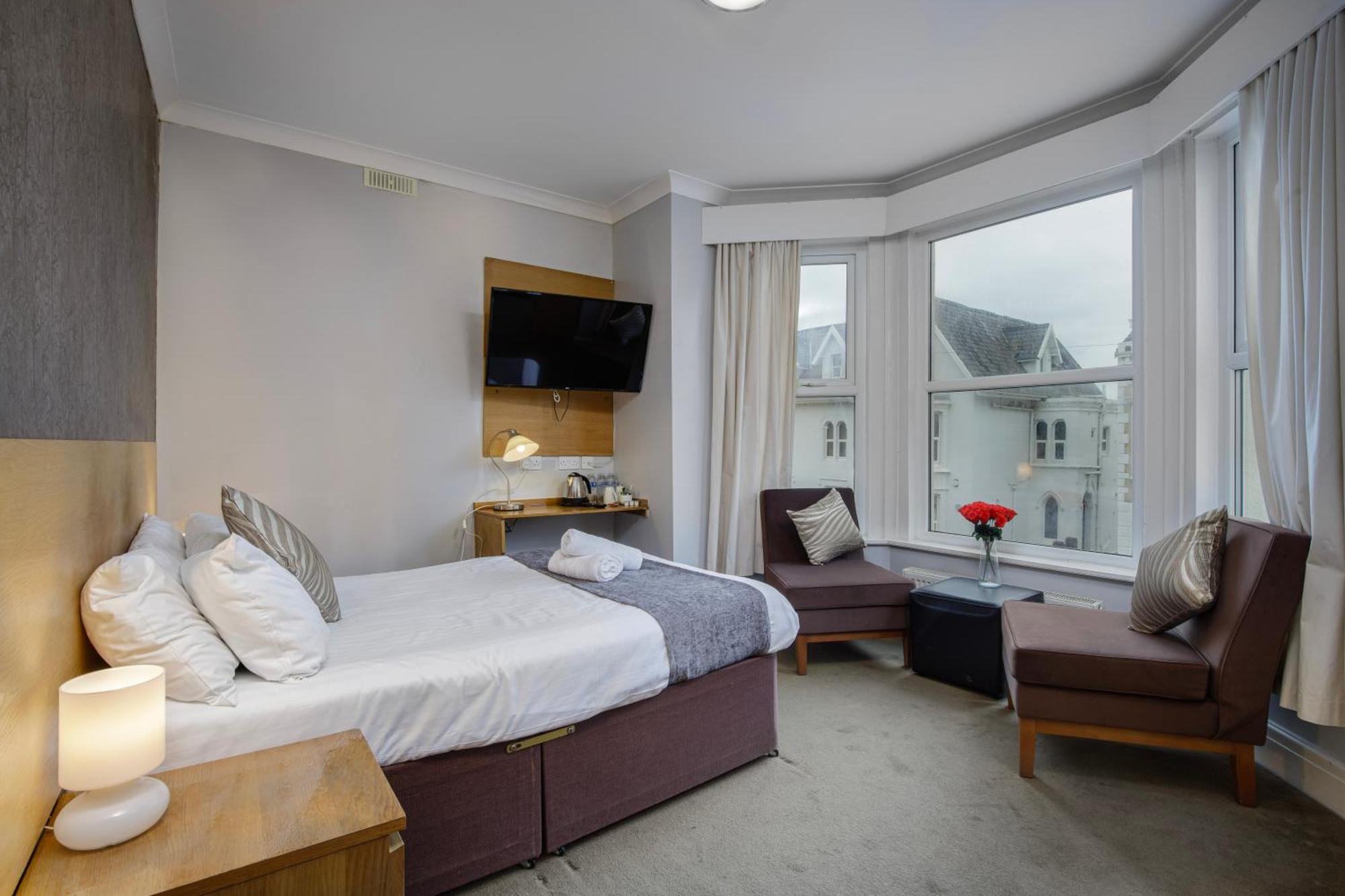Ashley Victoria Hotel Блекпул Екстериор снимка